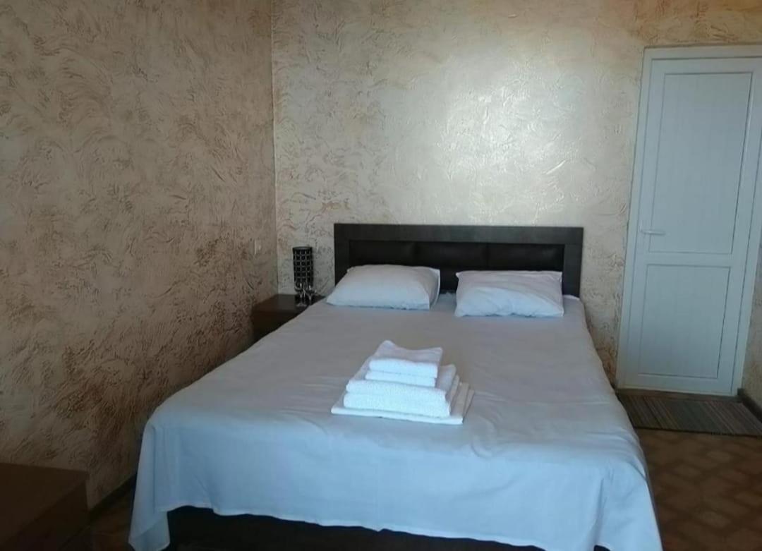 Geno Guest House Квариати Номер фото